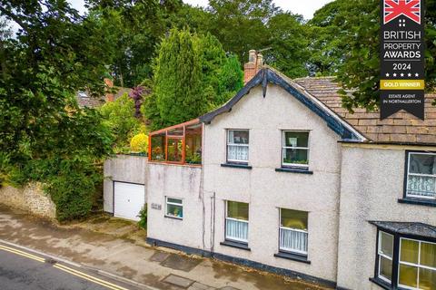 16 Wycar, Bedale DL8 3 bed semi