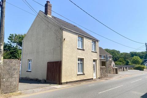 13 Main Road, Waterston, Milford Haven 4 bed detached house for sale