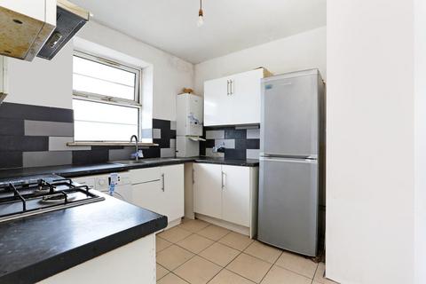 4 bedroom flat for sale