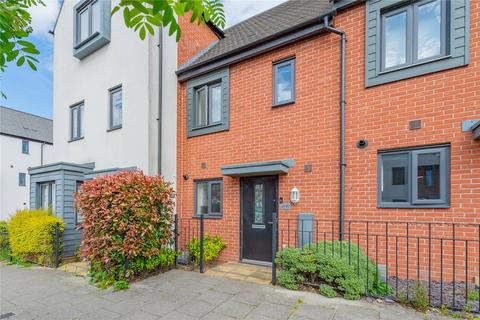 Birchfield Way, Telford, Shropshire, TF3 2 bed terraced house for sale