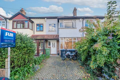 Runnymede Crescent, London SW16 4 bed terraced house for sale