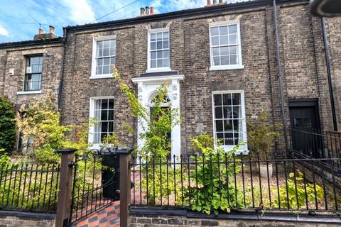 6 Valentine Street, Norwich, NR2 4 bed terraced house for sale