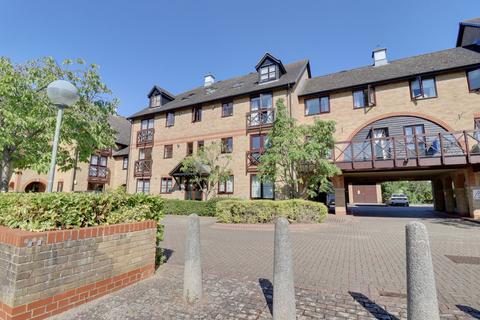 Lawrence Moorings, Sheering Mill... 3 bed apartment for sale