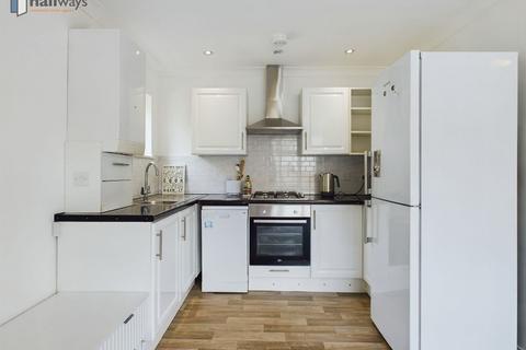 Coulsdon CR5 1 bed flat for sale