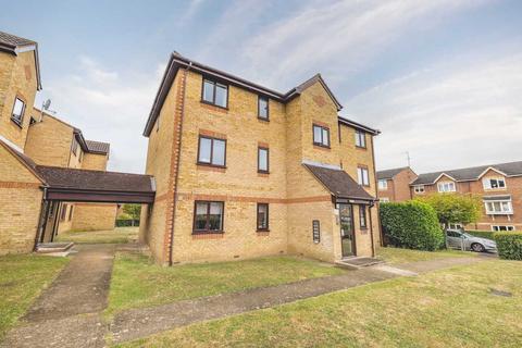 Lowestoft Drive, Burnham SL1 2 bed apartment for sale