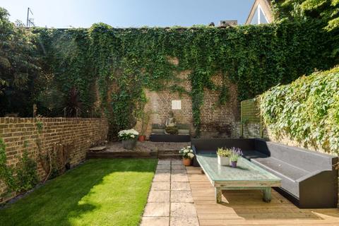 Colville Terrace, Notting Hill 2 bed flat for sale