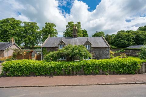 Lamington, Biggar, South Lanarkshire 3 bed semi