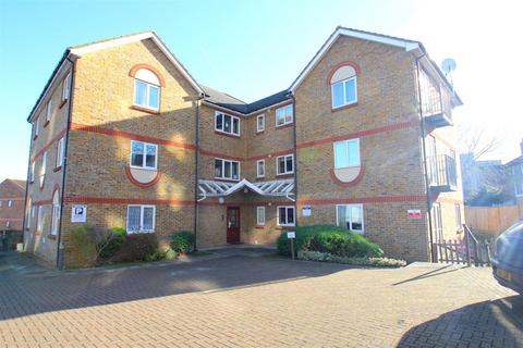 Kentish Court, MAIDSTONE ME16 2 bed flat for sale