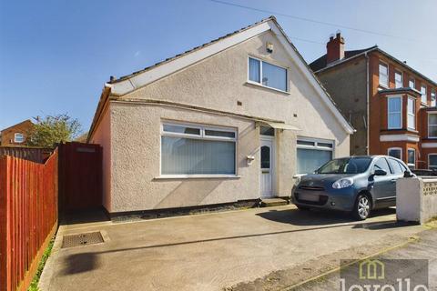 4 bedroom detached bungalow for sale