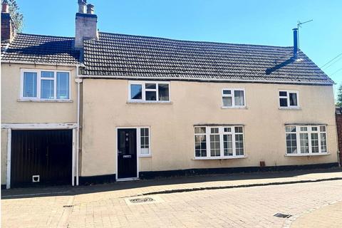 5 bedroom town house for sale