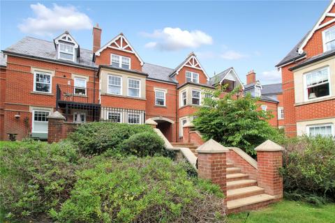 Westlecot Road, Old Town, Swindon... 2 bed apartment for sale