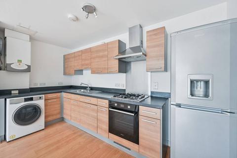 Tarves Way, Greenwich, London, SE10 2 bed flat for sale
