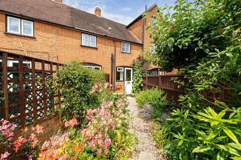 The Green, Ripley 1 bed terraced house for sale