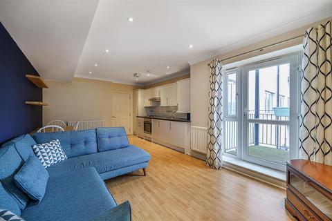 Anerley Station Road, SE20, Penge 2 bed flat for sale