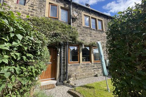 Paris, Holmfirth HD9 2 bed cottage for sale