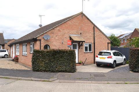 Menish Way, Chelmsford 2 bed bungalow for sale
