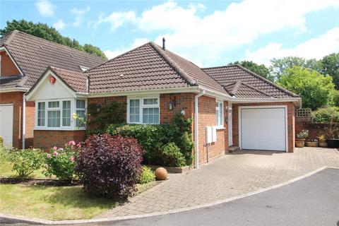 Walnut Close, New Milton, Hampshire... 2 bed bungalow for sale