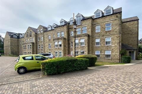 Lister Court, Cunliffe Road, Ilkley... 2 bed flat for sale