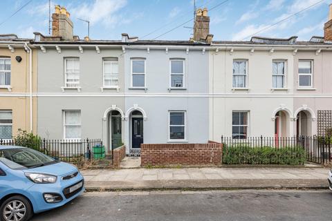 Brighton Road, Cheltenham... 2 bed terraced house for sale