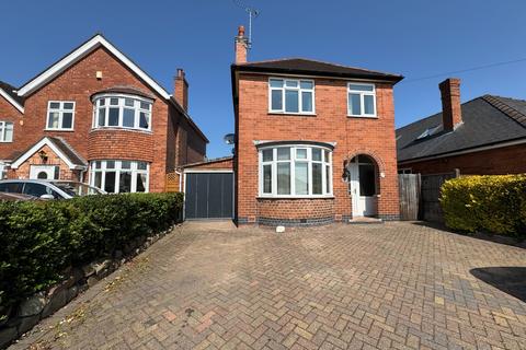 Church Road, Stretton... 3 bed detached house for sale
