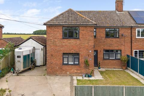 Cliff Farm Cottages, Owmby By Spital... 3 bed semi