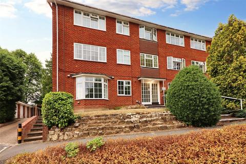 Brooklyn Court, Surrey GU22 2 bed flat for sale