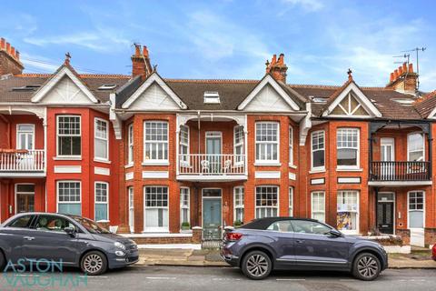 Melville Road, Hove BN3 6 bed terraced house for sale