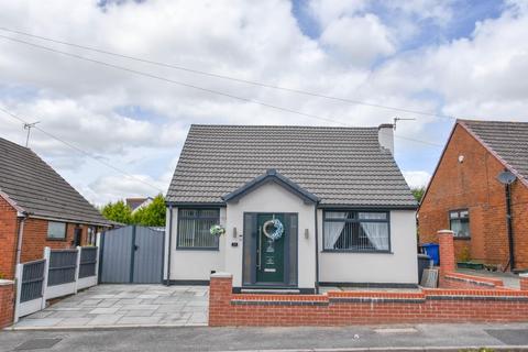 2 bedroom detached house for sale