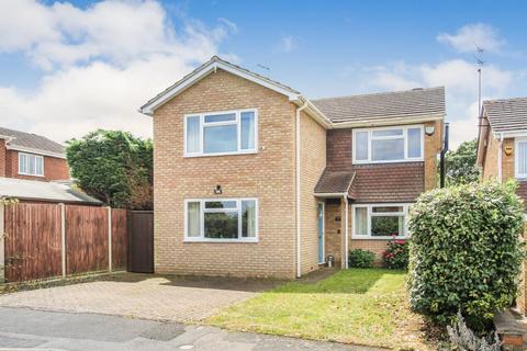 Hawthorne Way, Wing, Leighton Buzzard 4 bed detached house for sale