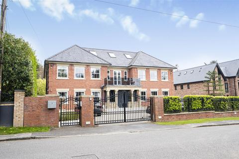 7 bedroom detached house for sale