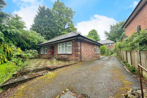 Moor End Avenue, Salford, M7 3 bed detached bungalow for sale