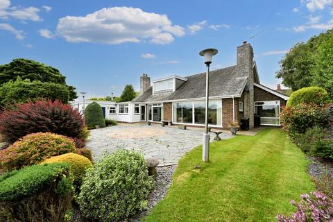 Bretby, Nr Burton upon Trent, DE15 4 bed detached bungalow for sale