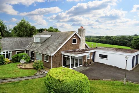 Bretby, Nr Burton upon Trent, DE15 4 bed detached bungalow for sale