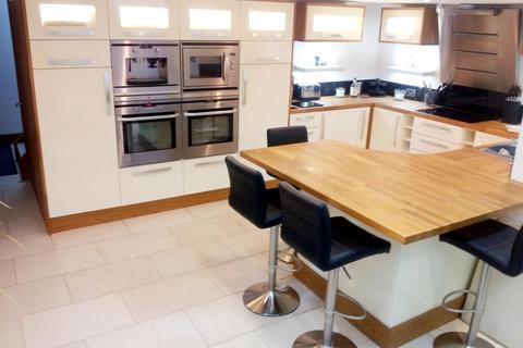 Stanford In the Vale,  Oxfordshire,  SN7 2 bed cottage for sale