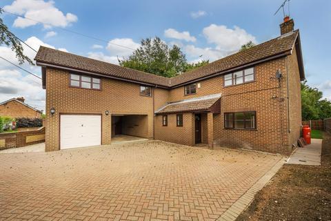 6 bedroom detached house for sale