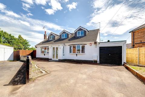 4 bedroom detached bungalow for sale