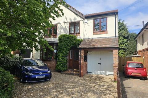 Meddins Lane, Kinver, Stourbridge 4 bed detached house for sale