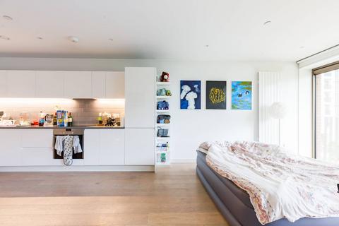 Pendant Court, Silvertown, London, E16 Studio for sale