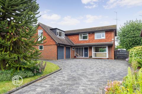 Aubreys, Letchworth Garden City, SG6 3TU 5 bed detached house for sale