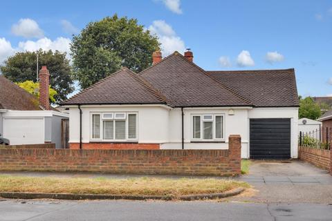 St Augustines Avenue, Thorpe Bay SS1 2 bed detached bungalow for sale