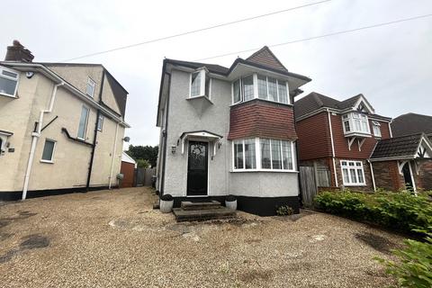 Leatherhead Road, Chessington... 3 bed detached house for sale