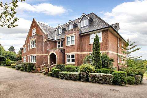 Trinity Close, Tunbridge Wells, Kent... 2 bed apartment for sale