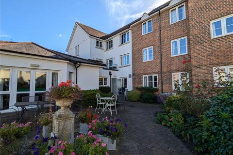 Saxon Court, Bicester OX26 1 bed apartment for sale