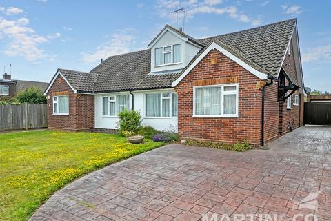 Ravensbourne Drive, Chelmsford 4 bed semi