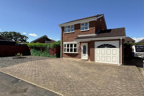 Garsdale Close, Yarm TS15 9UH 3 bed detached house for sale