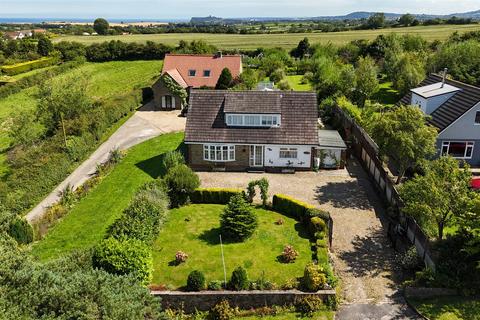 Limestone Road, Scarborough 3 bed detached bungalow for sale