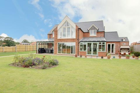 Roman Way, Louth LN11 4 bed detached house for sale