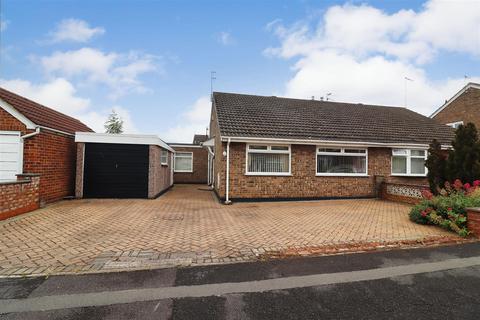 2 bedroom semi-detached bungalow for sale