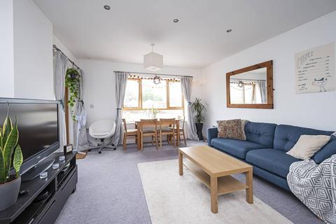 Sol Frankel House, Pedley Street... 2 bed flat for sale