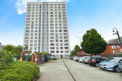 Sycamore Court, Salford, M6 2 bed flat for sale